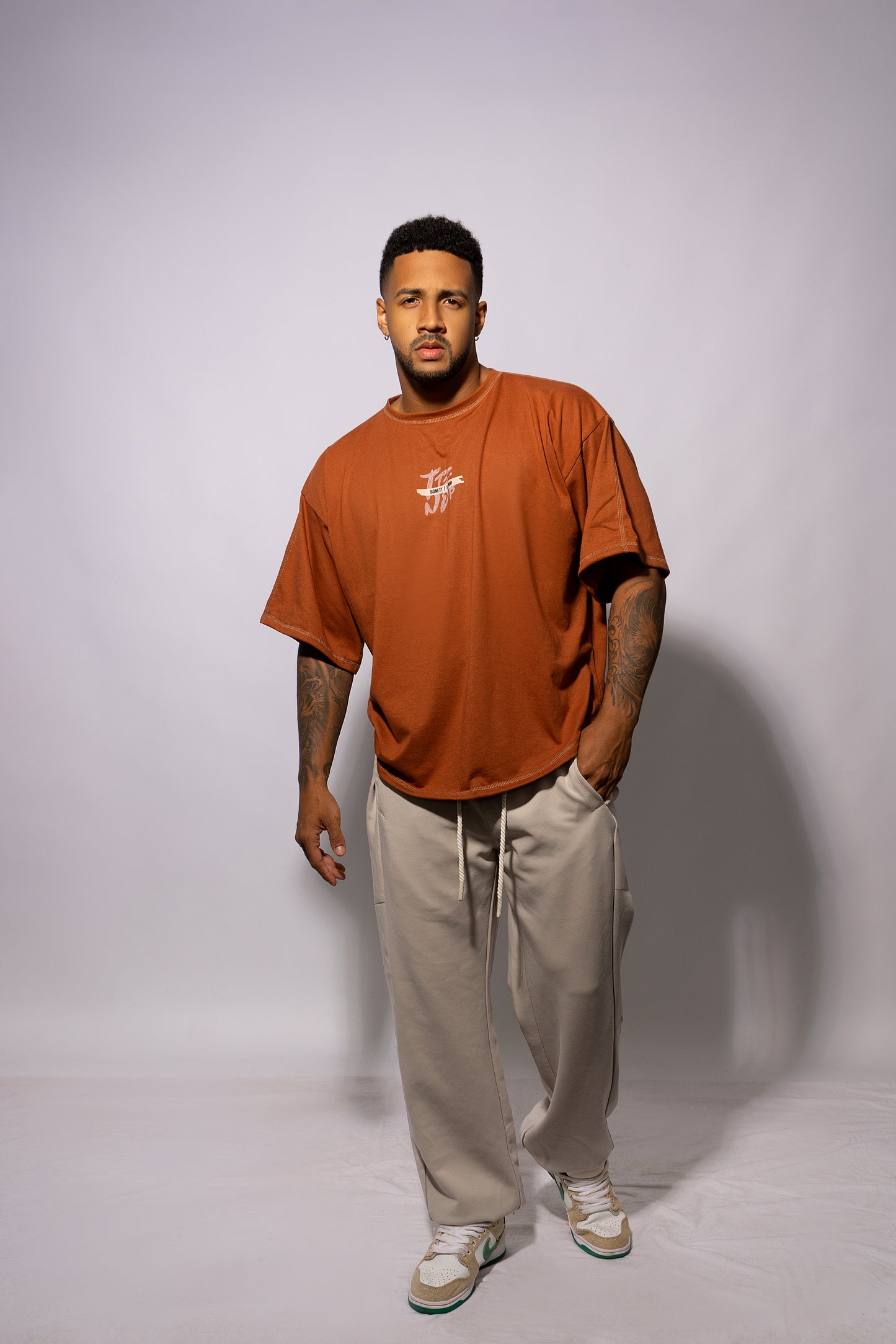 POLERA MARRON OVERSIZE